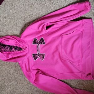 Under Armor Sweatshirt